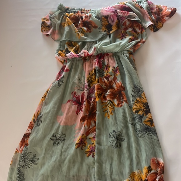 Womens EXPRESS XS stretchy  Long flowy tier floral maxi Perfect for fall - Picture 4 of 9